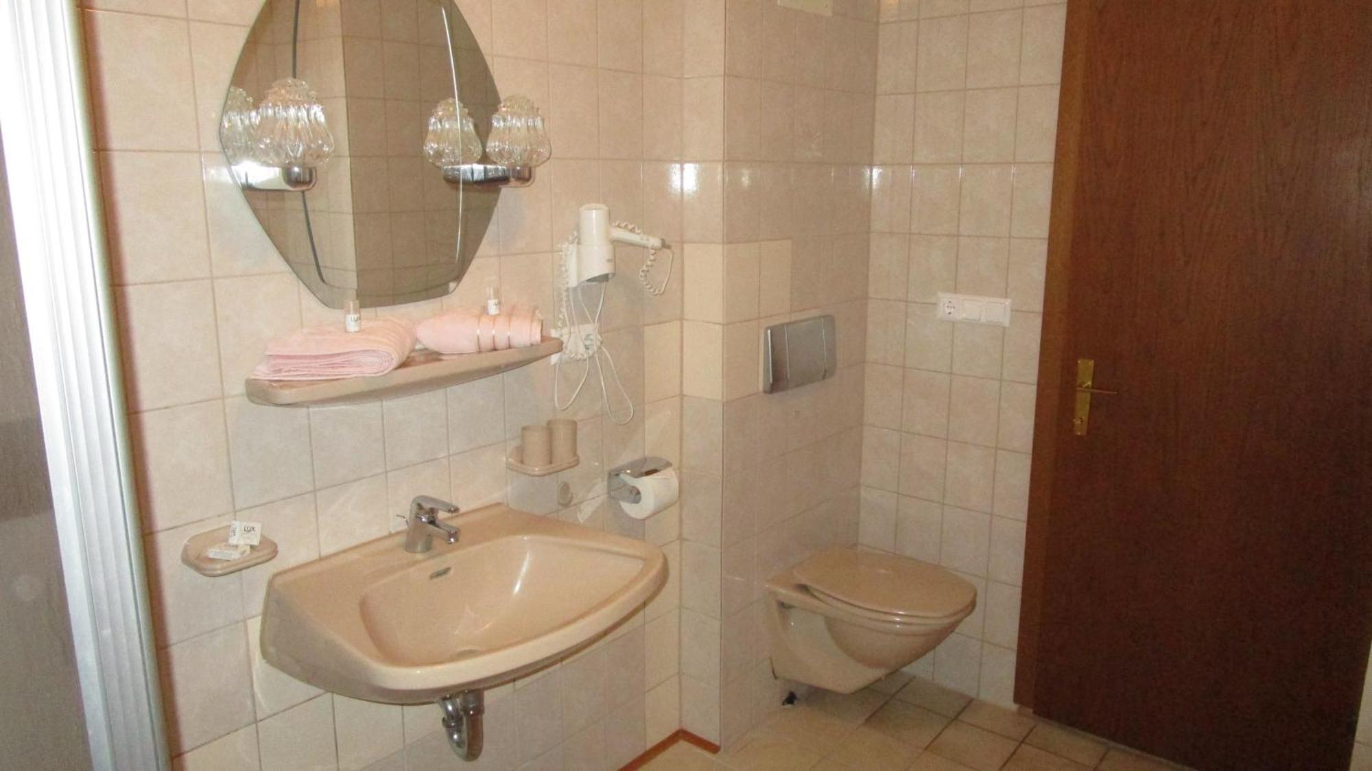 Haus Elena Bed & Breakfast Lainach Exterior photo